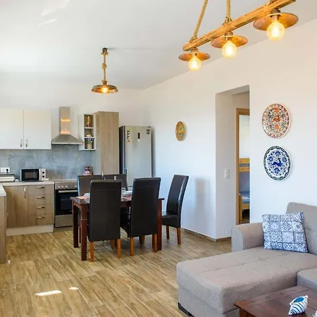 Blue Bay , Ground Floor Апартаменты *