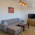 Blue Bay , Ground Floor Apartman