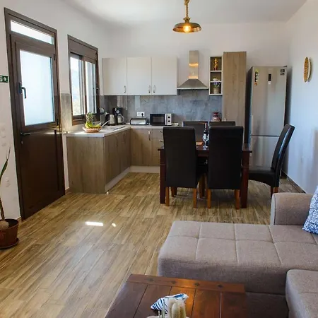 Blue Bay , Ground Floor Apartamento