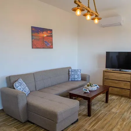 Blue Bay , Ground Floor Lejlighed